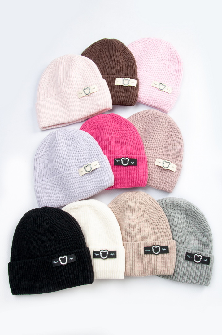 Шапка для дівчинки